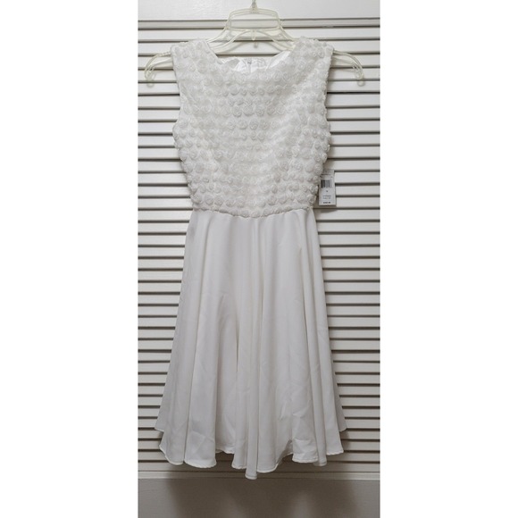 Helena & Harry IV Co. Other - Helena & Harry IV Co Girls White Rosette Bodice Formal Dress Size 12 NWT 2178